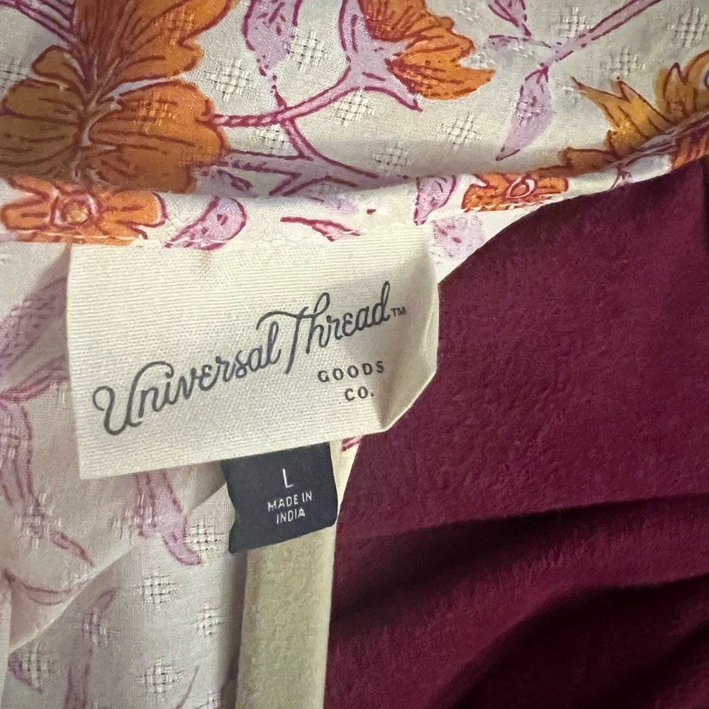 Universal Thread Blouse - Picture 4 of 4